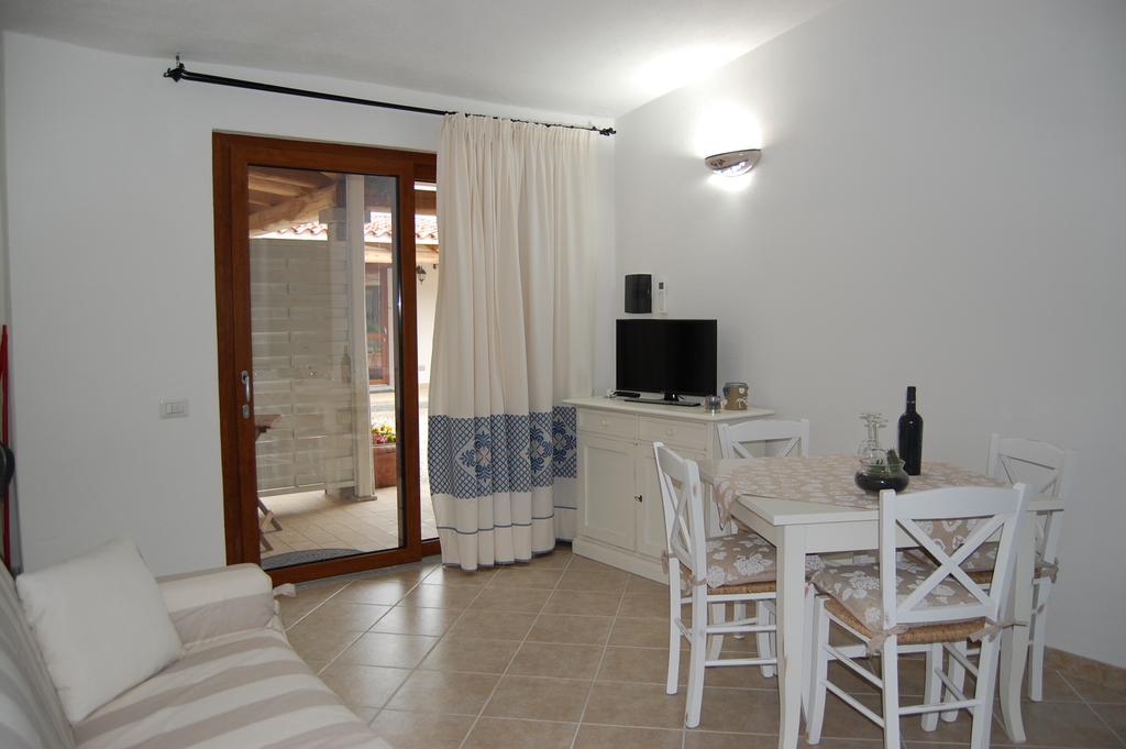 Case Vacanze Nioleo - Apartments And Pool Siniscola Exterior photo